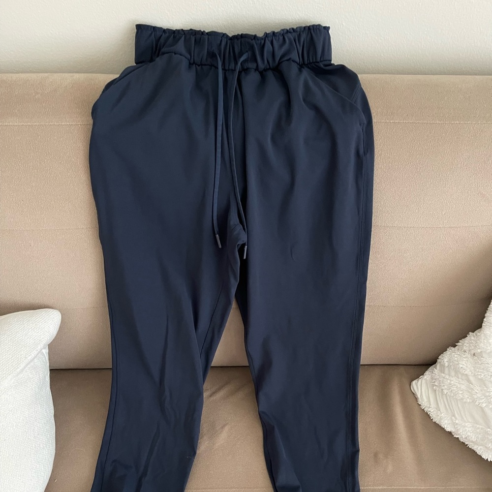 Lululemon Navy Blue Womens Joggers